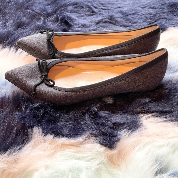 🔅Christian Louboutin Flats🔅 - Picture 7 of 8